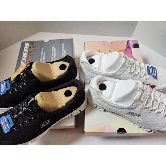 2 Pairs Skechers Glide-Step Women’s Size 7 Wide Fit | Black & White | No-Tie - Picture 4 of 11